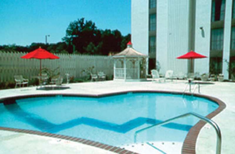 Elvis Presley'S Heartbreak Hotel Memphis Exterior foto